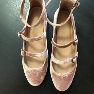 Madewell Tripple-Strap Flats in Velvet